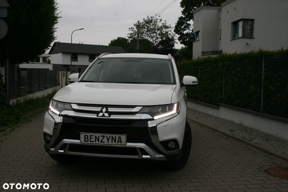 Mitsubishi Outlander 2.0 Intense 2WD CVT - 31