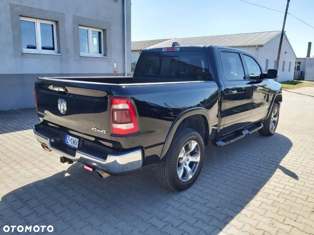 RAM 1500 Crew Cab Shortbed Laramie - 9