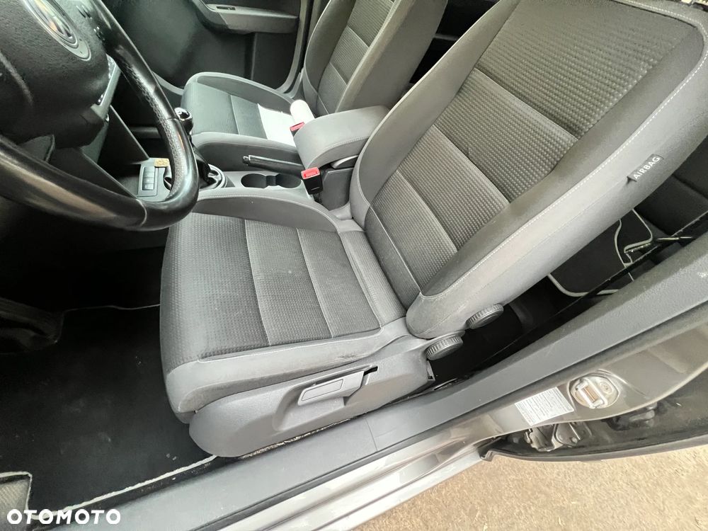 Volkswagen Touran 1.9 TDI Trendline - 8