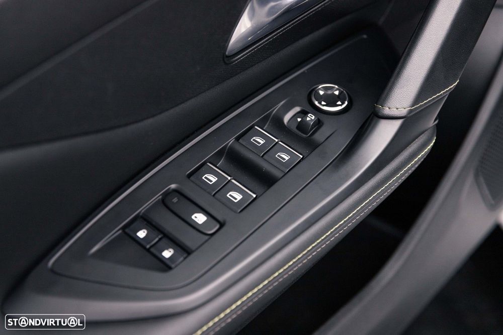 Peugeot 308 SW 1.6 Hybrid GT e-EAT8 - 42