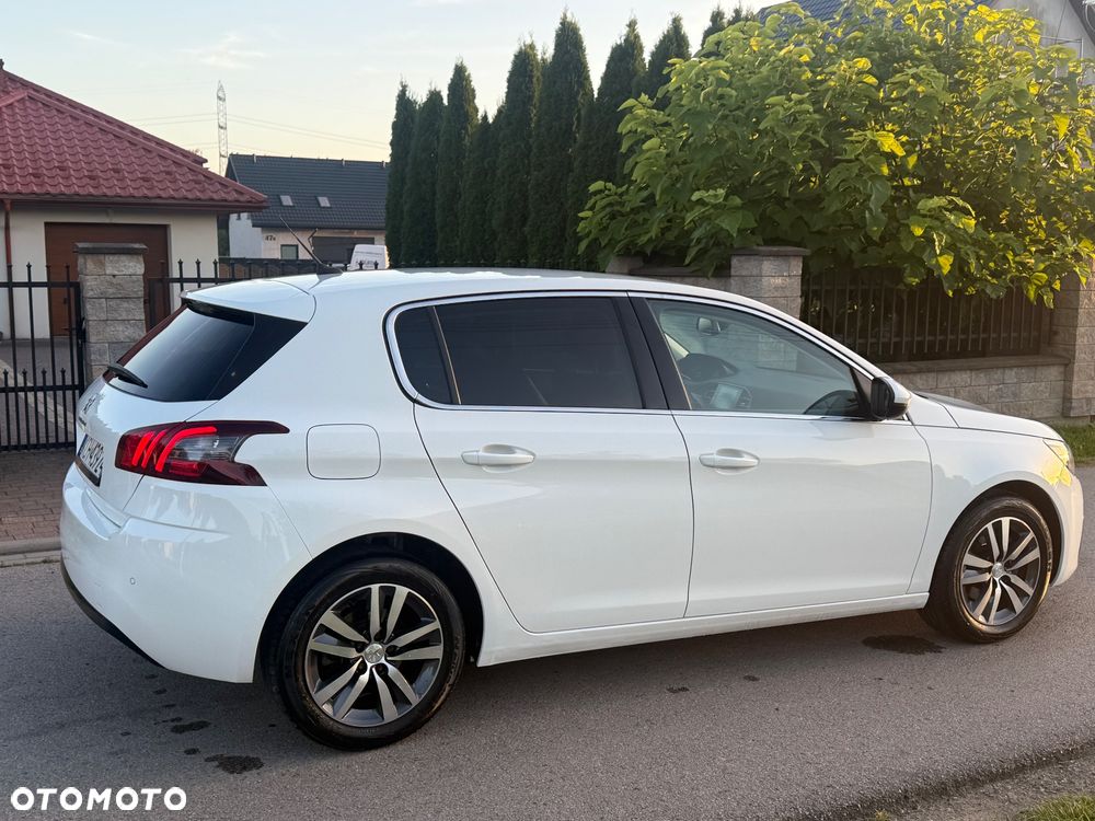 Peugeot 308 1.2 PureTech Allure S&S - 14