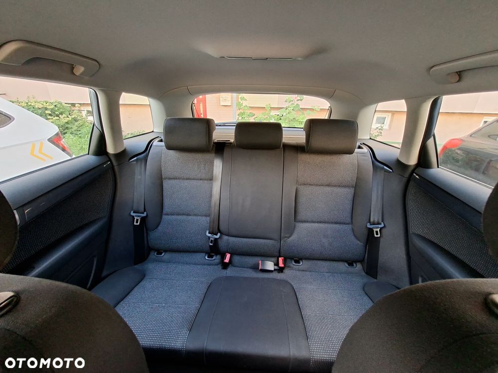 Audi A3 Sportback 2.0 TDI DPF Ambiente - 14