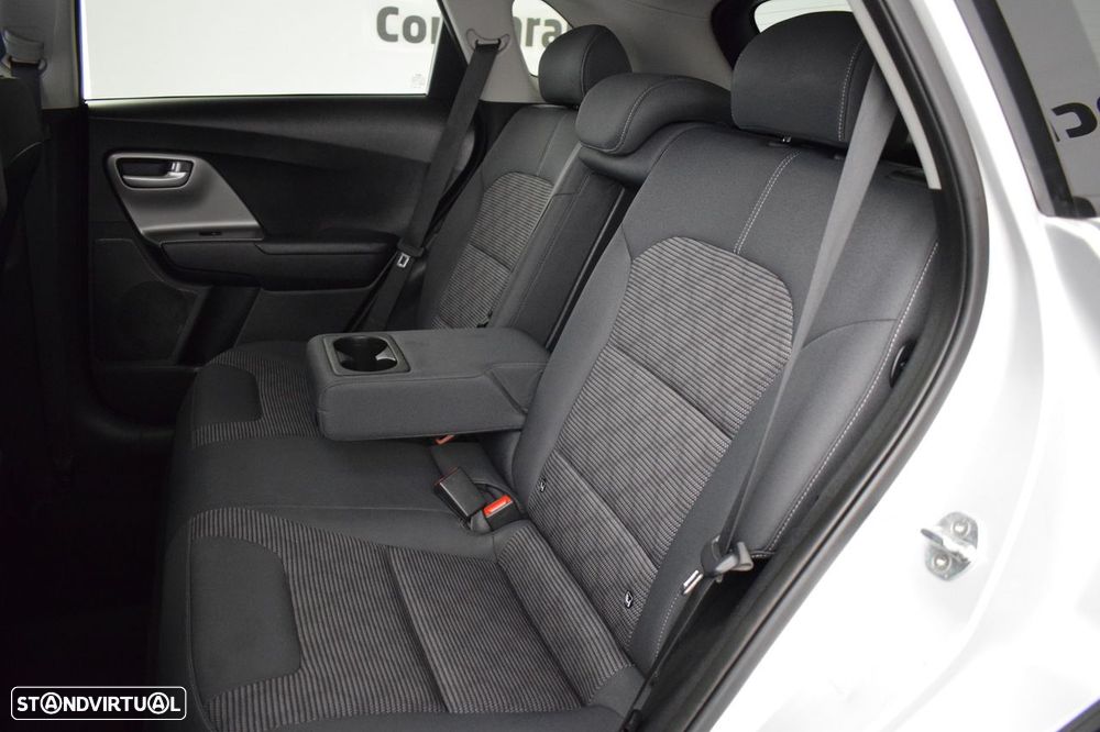 Kia Niro 1.6 GDi PHEV EX - 27