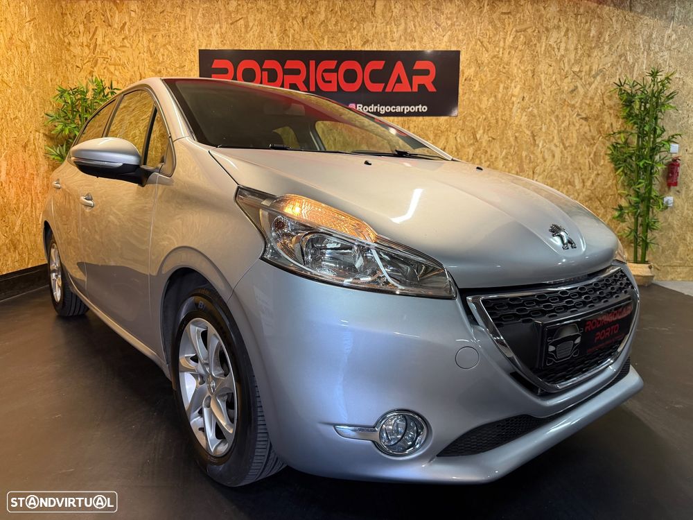 Peugeot 208 1.4 HDi Access - 26