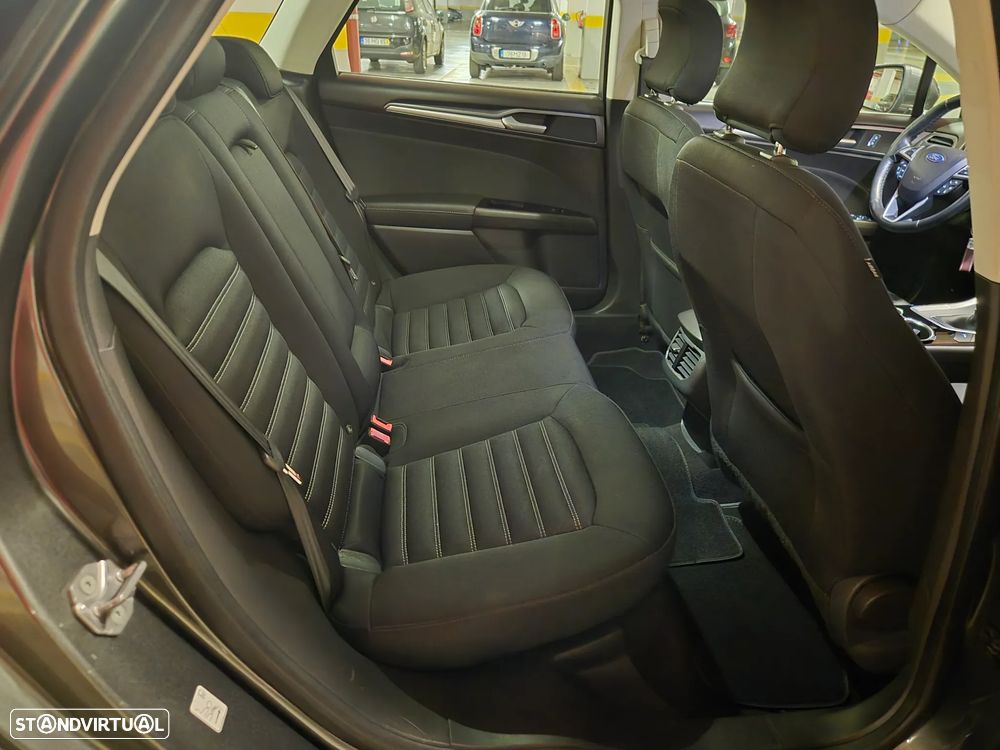 Ford Mondeo SW 1.5 TDCi Titanium ECOnetic - 31