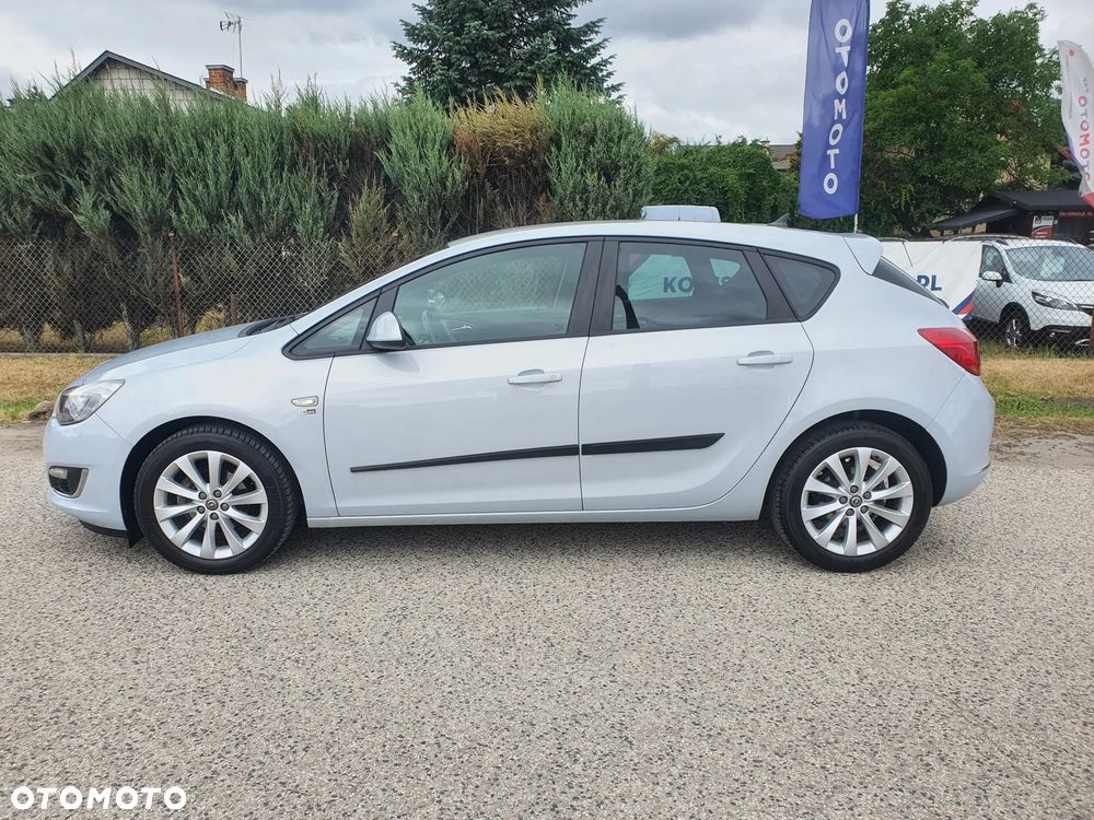 Opel Astra 1.4 Turbo - 9