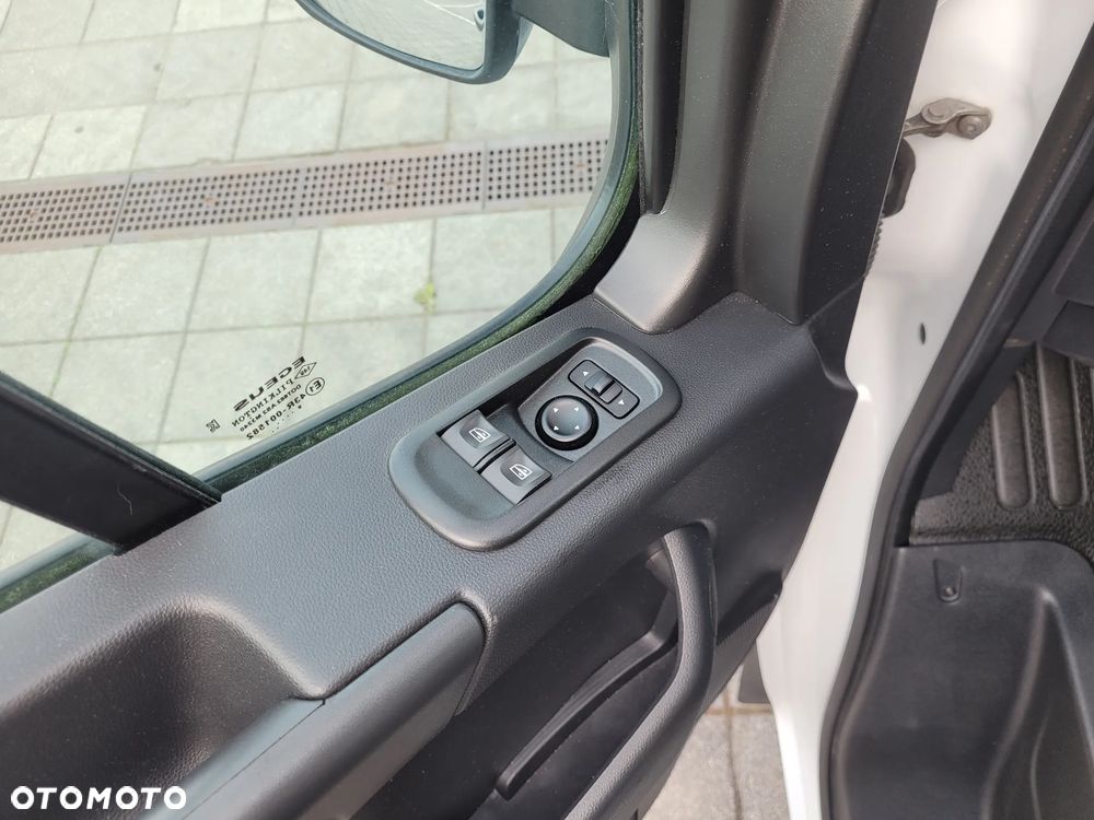 Renault Master ZAB.WARSZTATOWA SORTIMO-ŚWIATŁOWÓD FV23% - 26