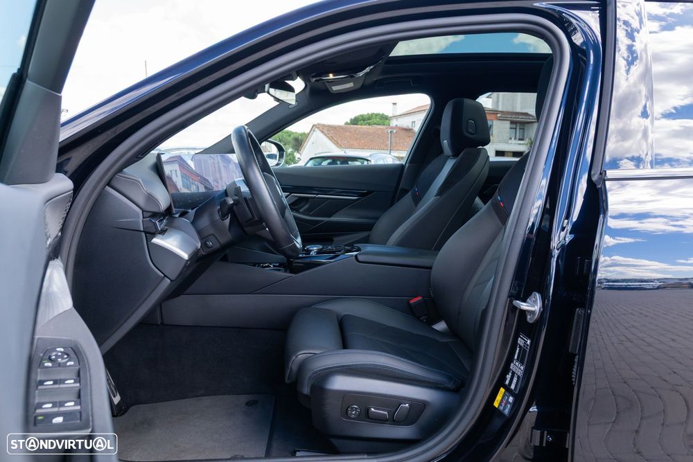 BMW i5 eDrive40 Pack Desportivo M Pro - 13
