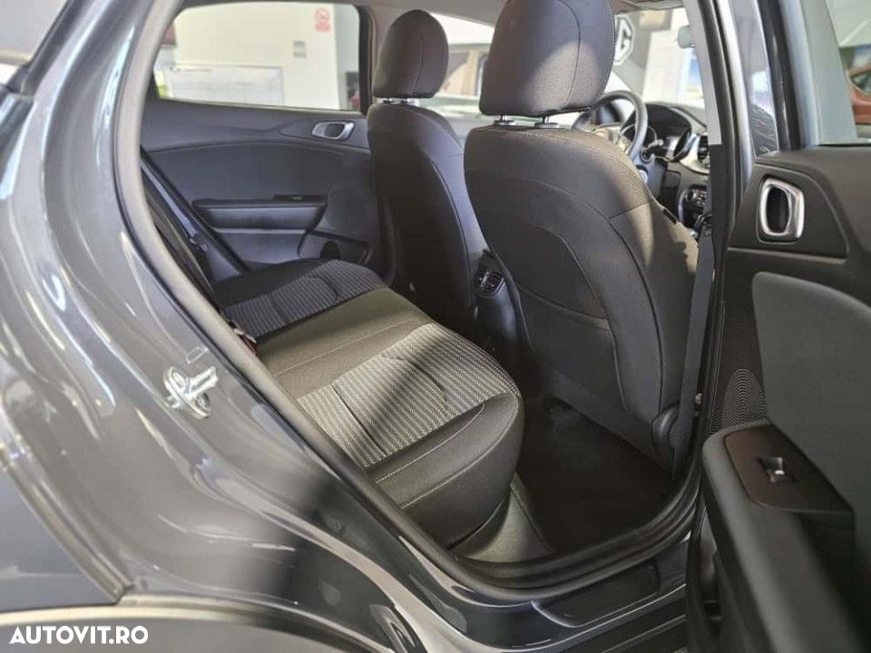 Kia XCeed 1.6 T-GDI 7DCT City - 11