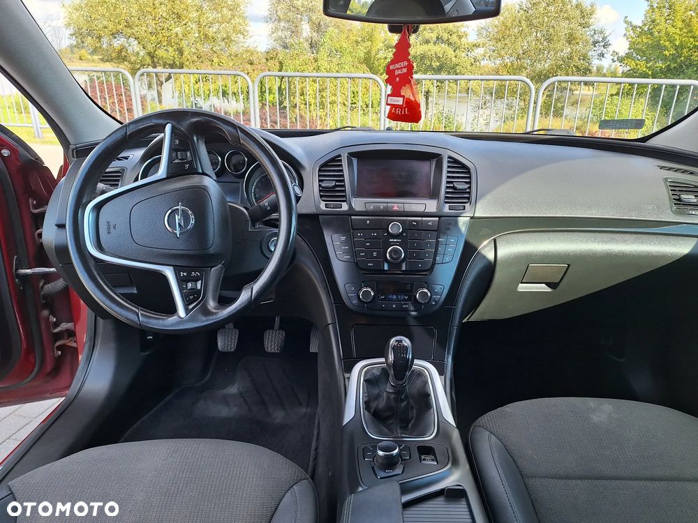 Opel Insignia - 11