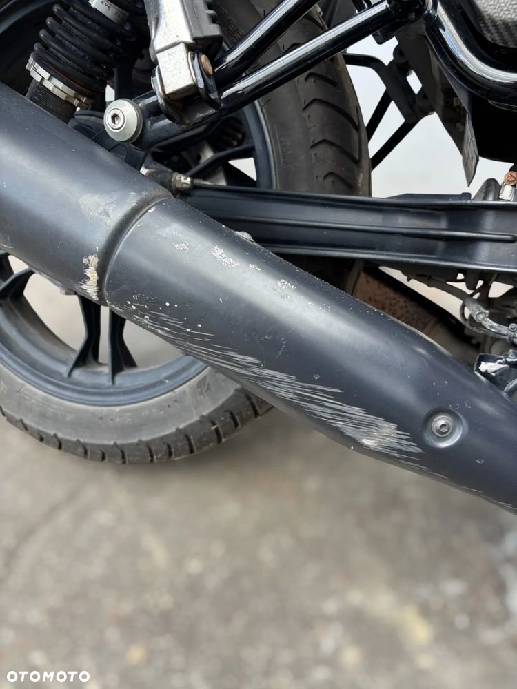 Moto Guzzi V7 - 7