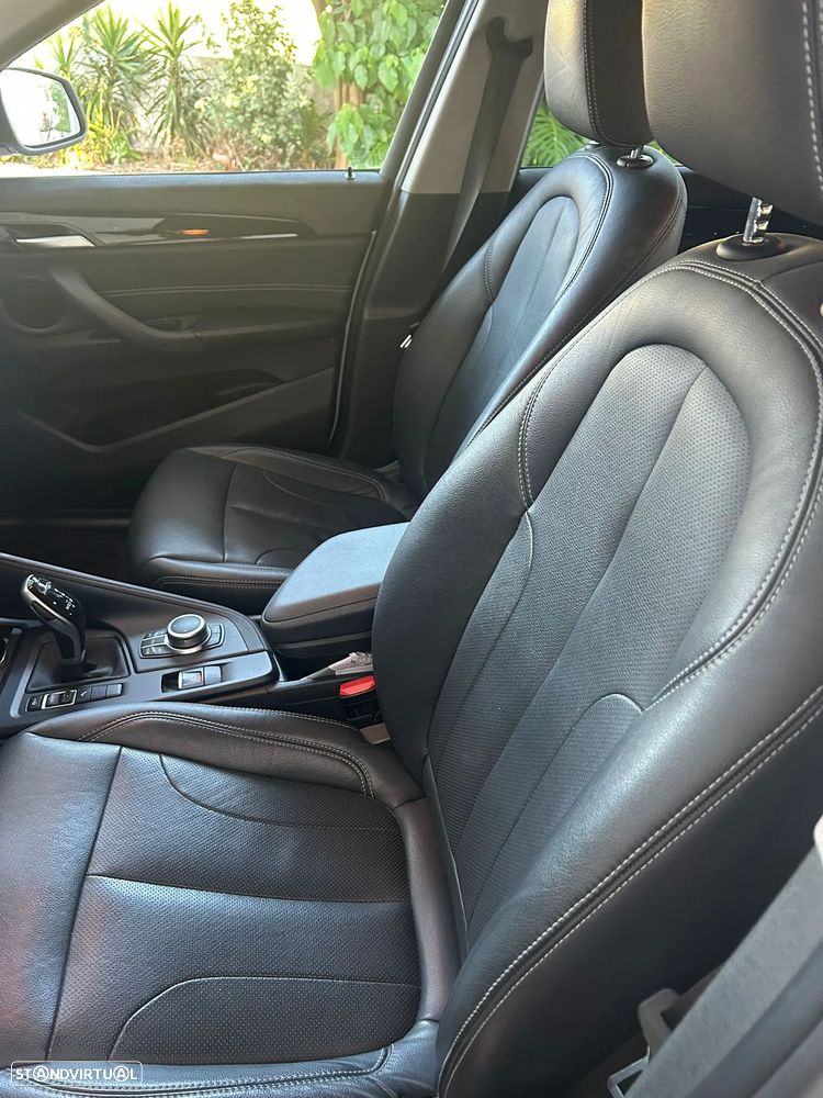 BMW X1 18 d sDrive Auto Line Sport - 4