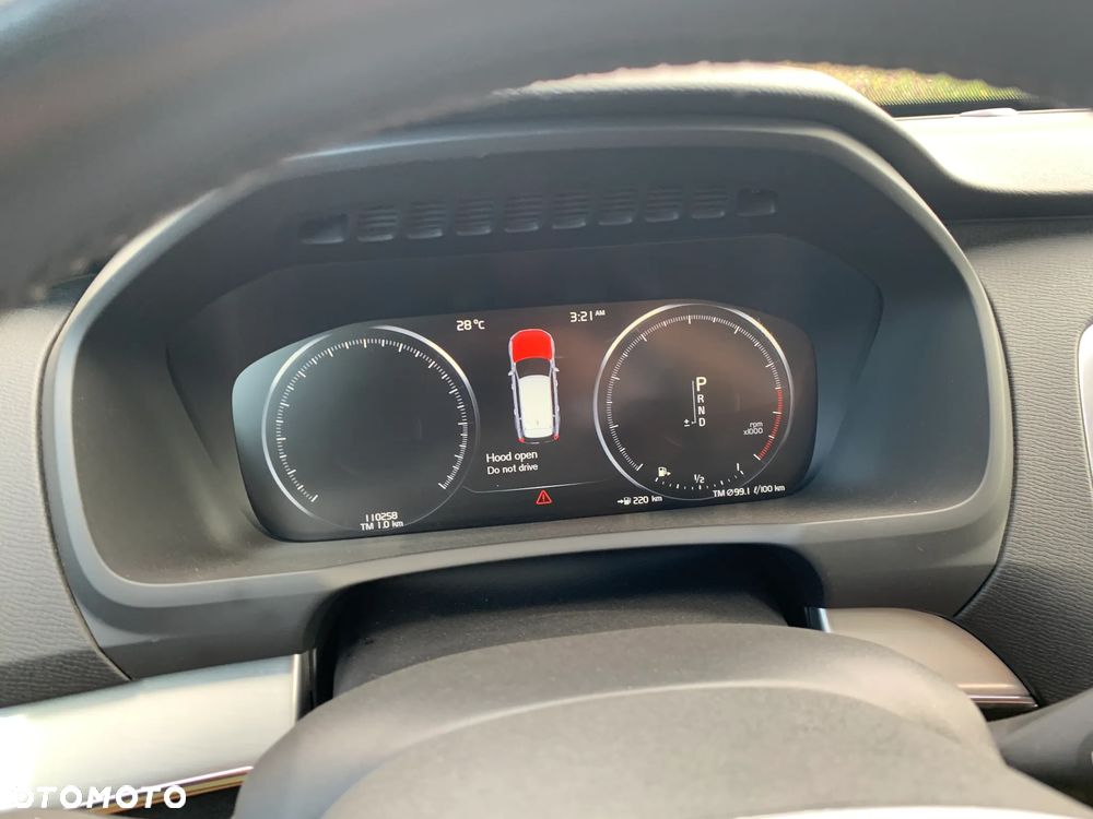 Volvo XC 90 T6 AWD Geartronic Momentum - 17