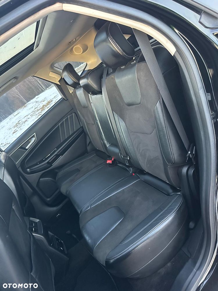 Ford Edge 2.0 TDCi Bi-Turbo 4x4 ST-LINE - 14