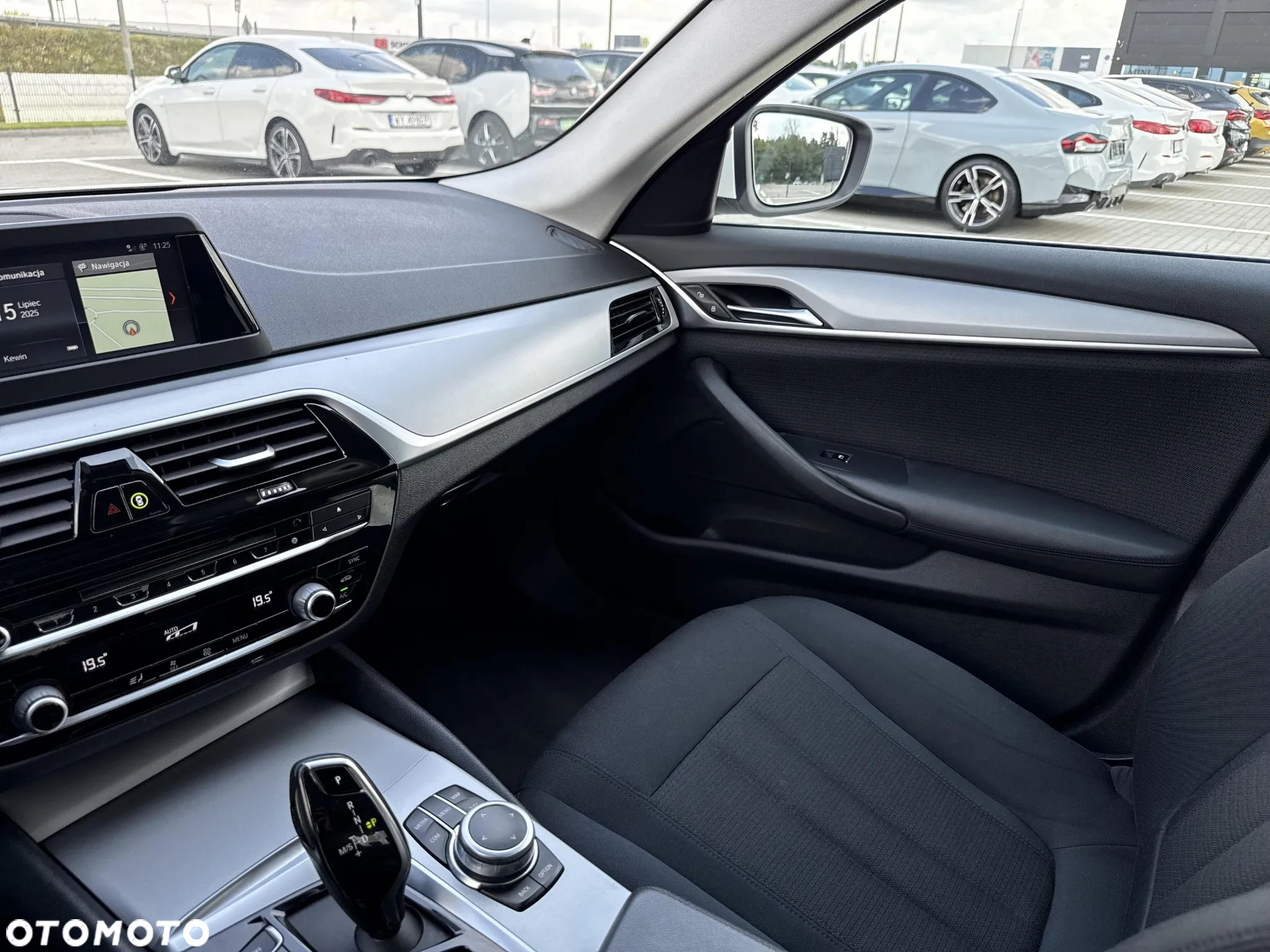 BMW Seria 5 518d Advantage - 18