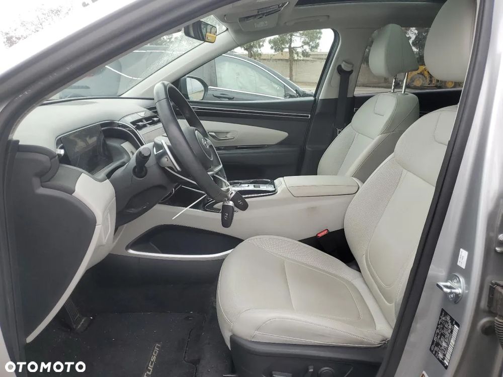 Hyundai Tucson - 8
