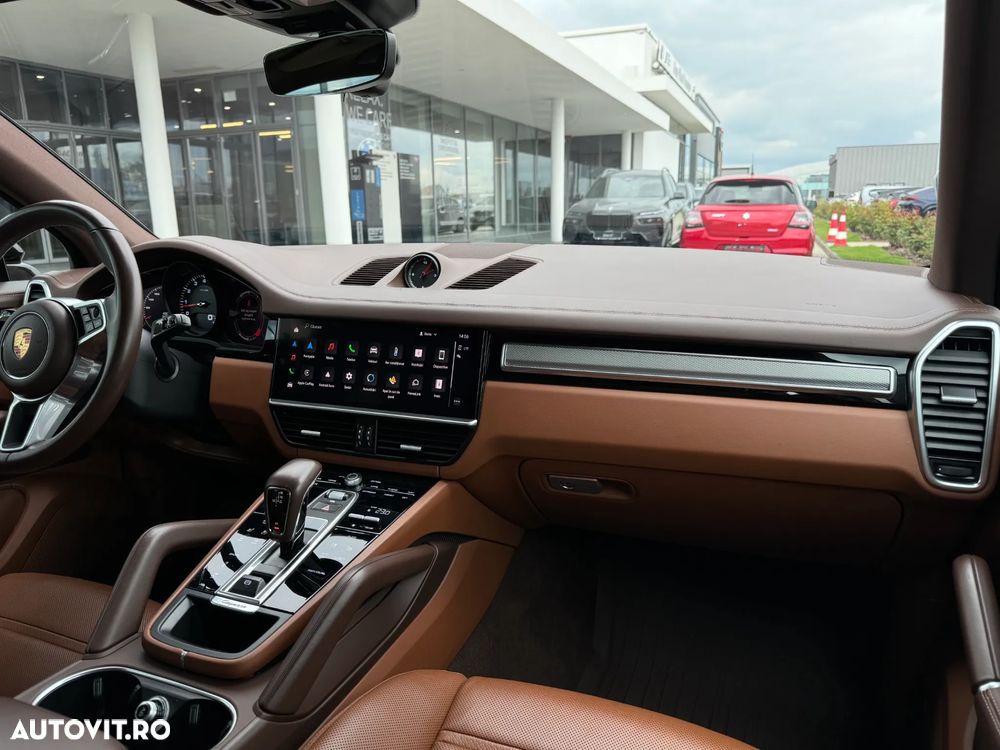 Porsche Cayenne Tiptronic S Platinum Edition - 24