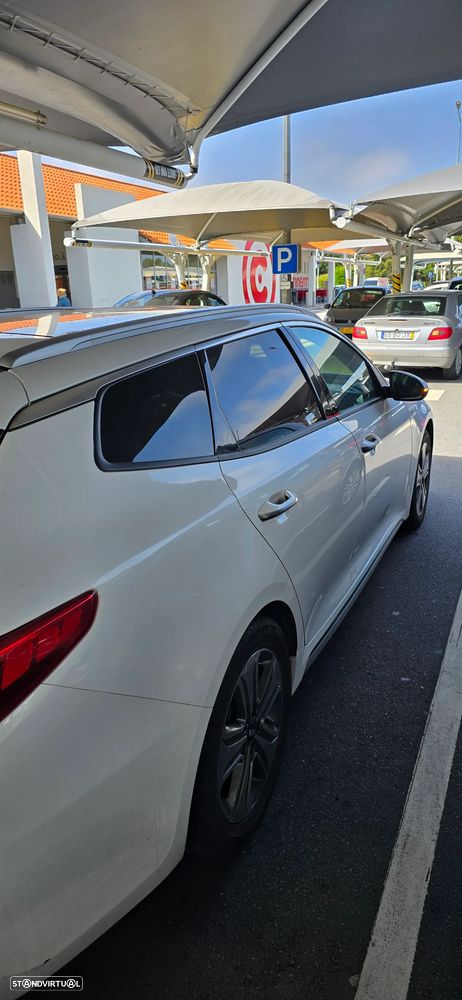 Kia Optima SW 2.0 CVVT PHEV - 6
