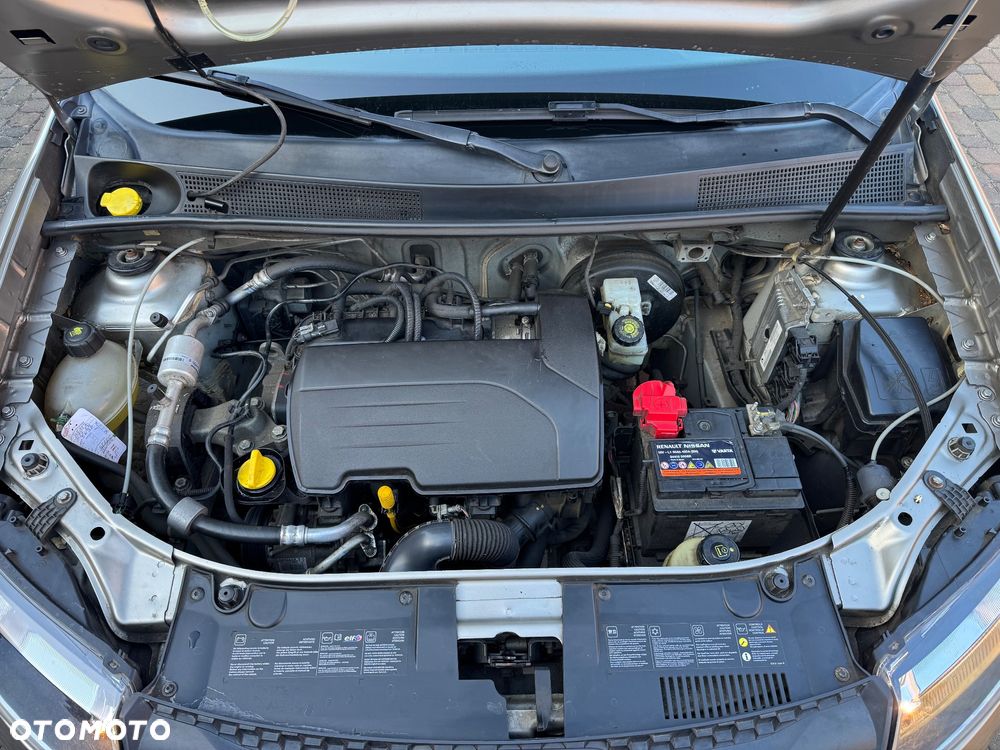 Dacia Sandero 1.2 16V - 25