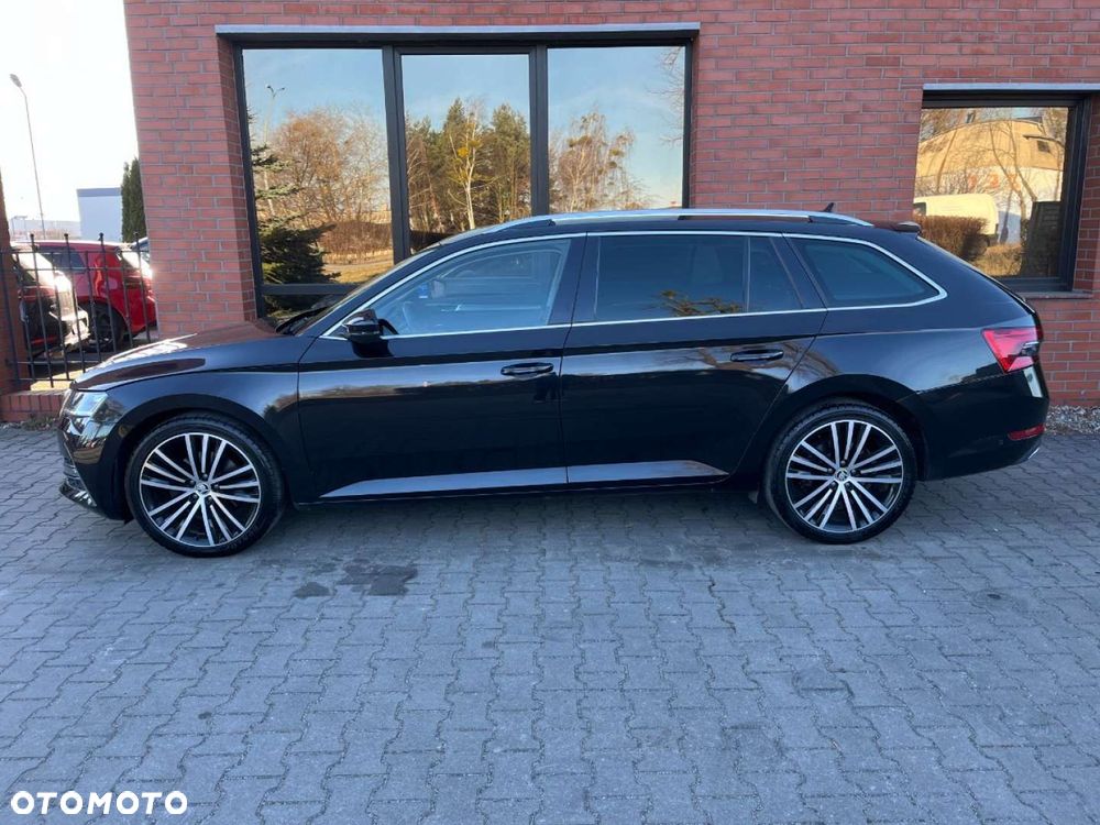 Skoda Superb 2.0 TDI Ambition DSG - 27