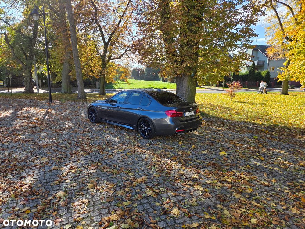 BMW Seria 3 320d xDrive Edition M Sport Shadow - 7