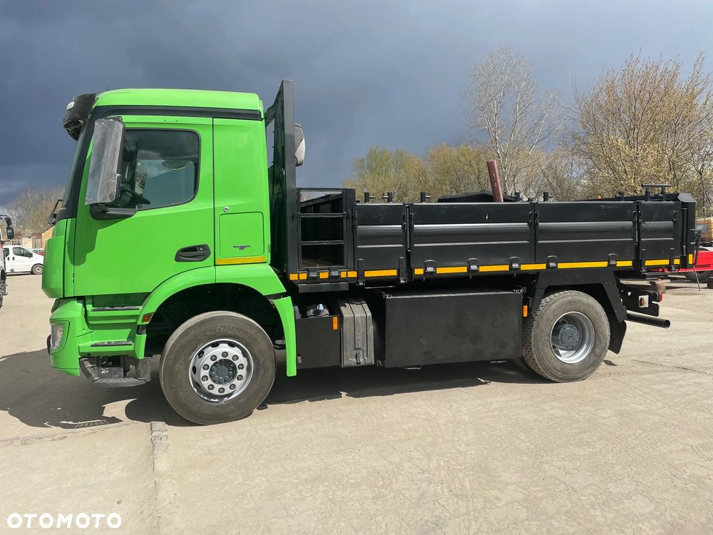 Mercedes-Benz Arocs - 5
