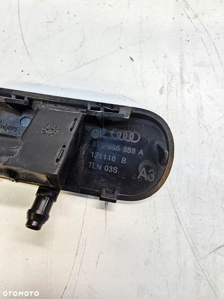 DYSZA SPRYSKIWACZA PRAWA AUDI A3 8V 8V3955988A - 4