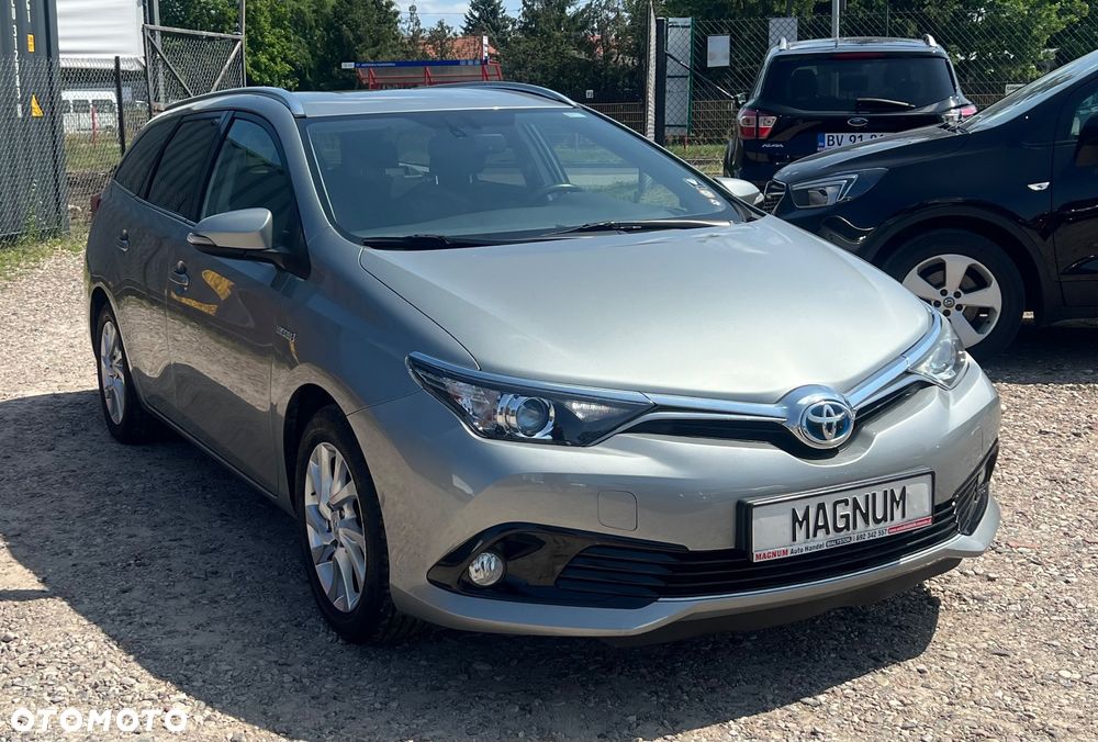 Toyota Auris - 2