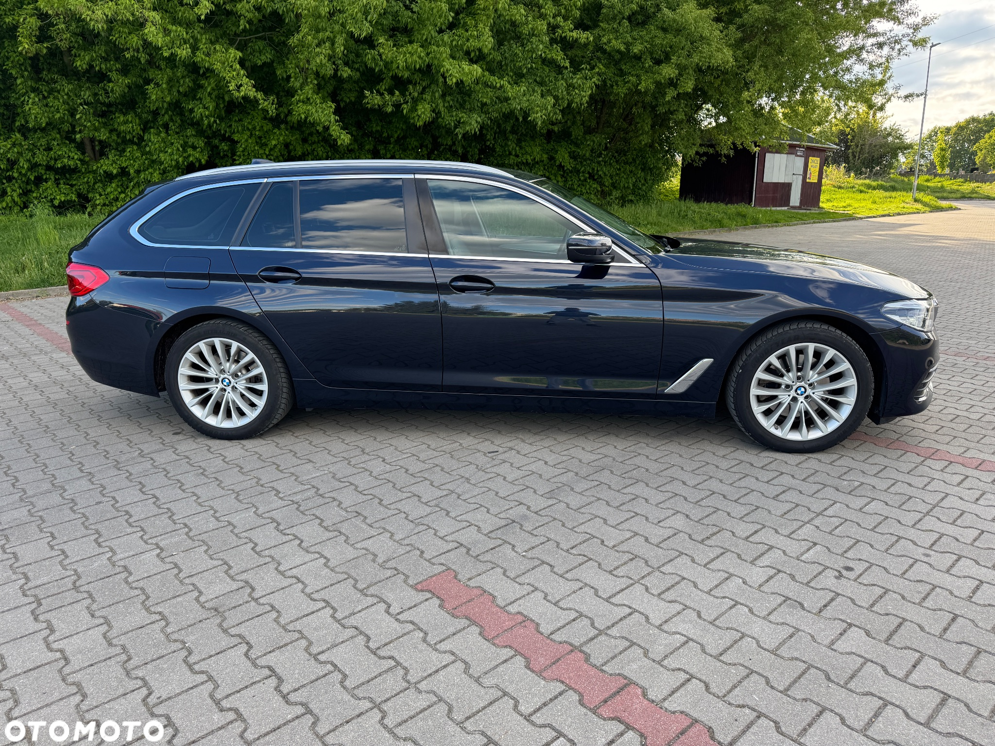 BMW Seria 5 520d - 12