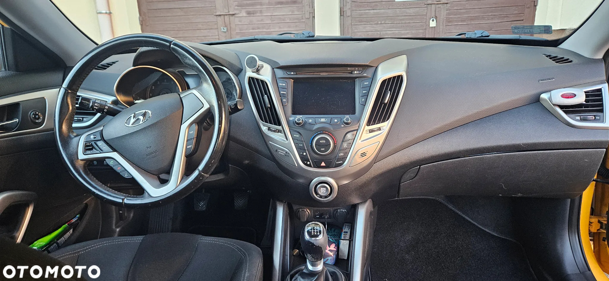 Hyundai Veloster - 7