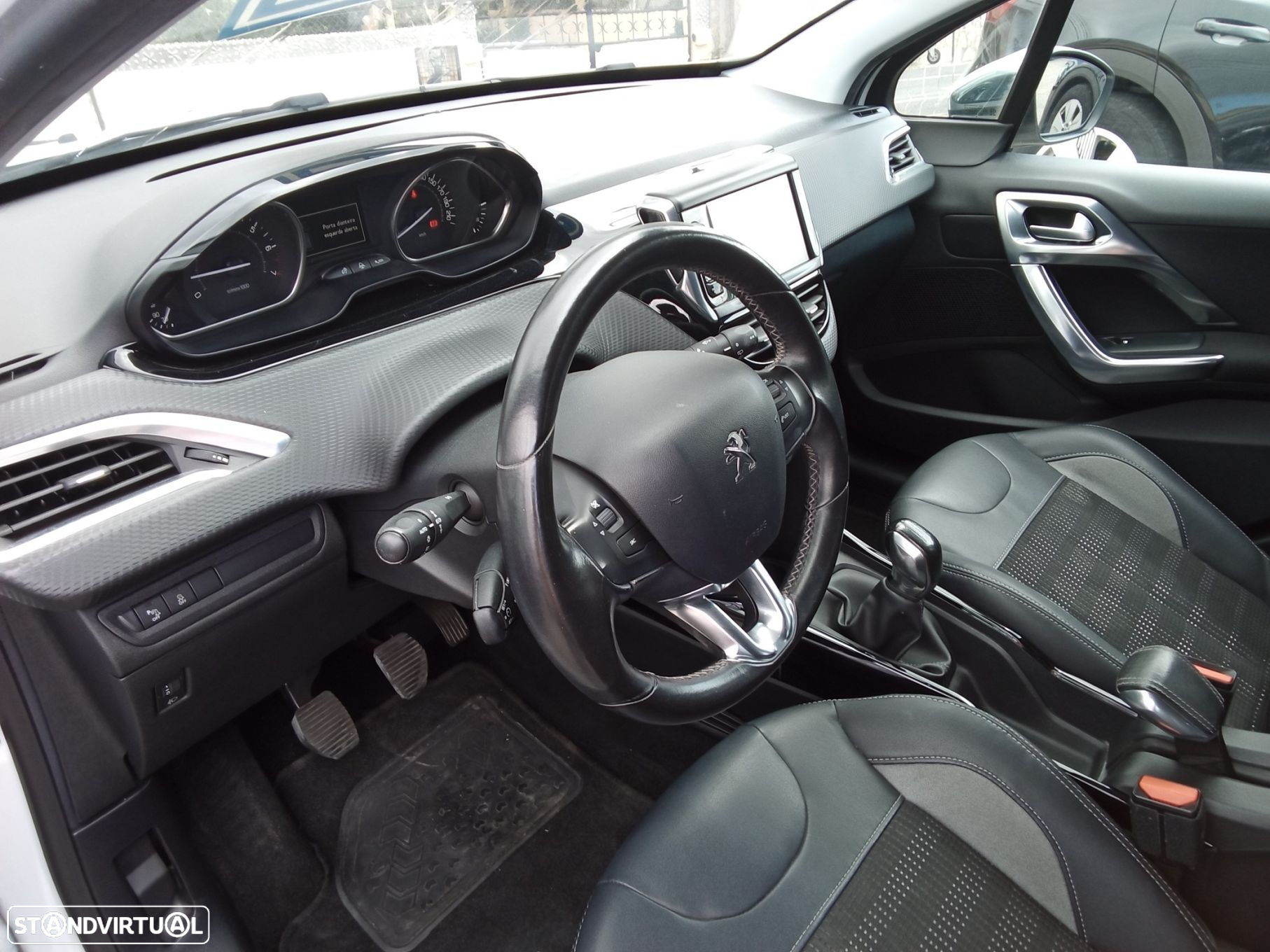 Peugeot 2008 1.2 VTi Active - 15