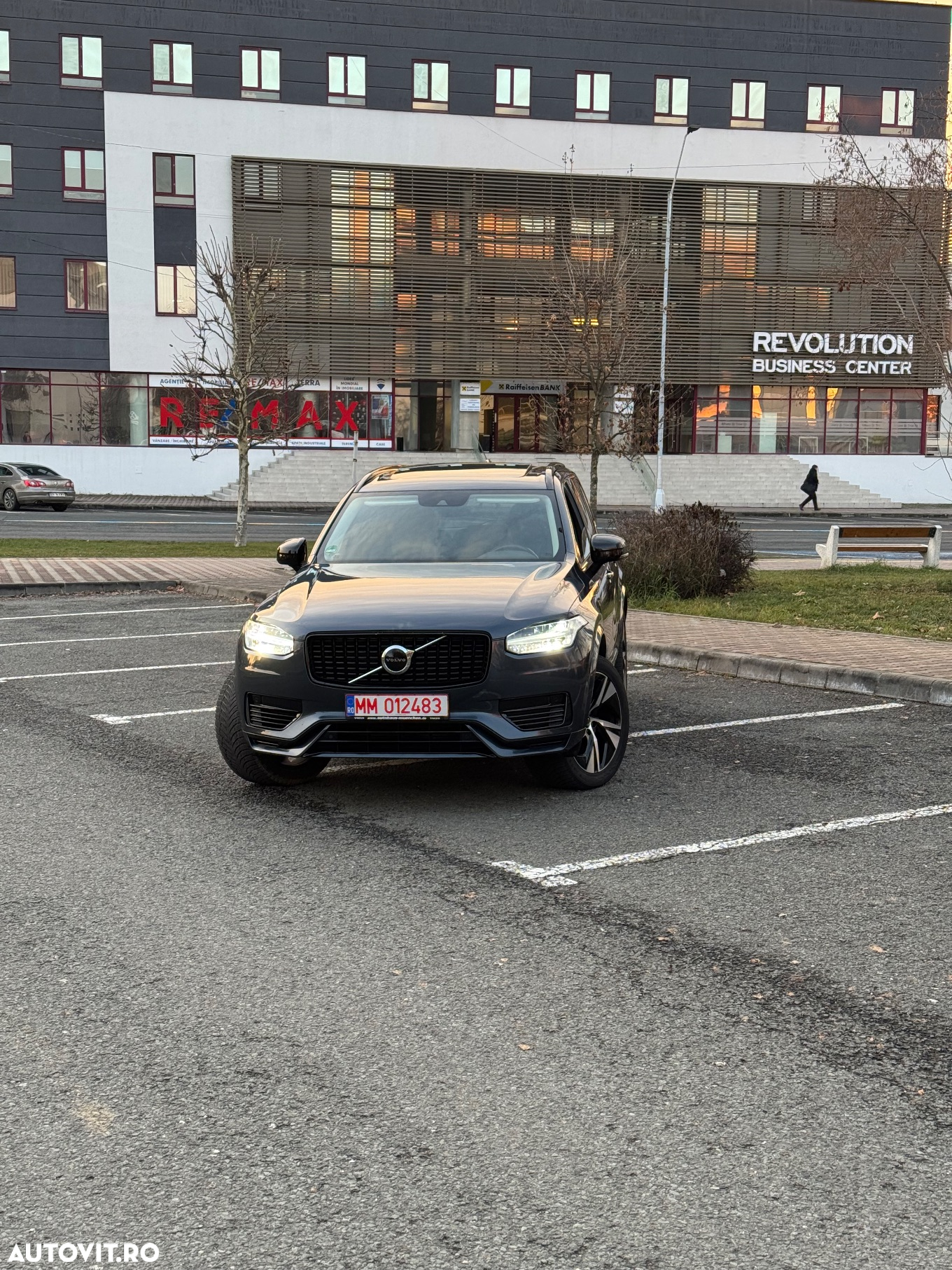 Volvo XC 90 T8 AWD Recharge Geartronic RDesign Edition - 3