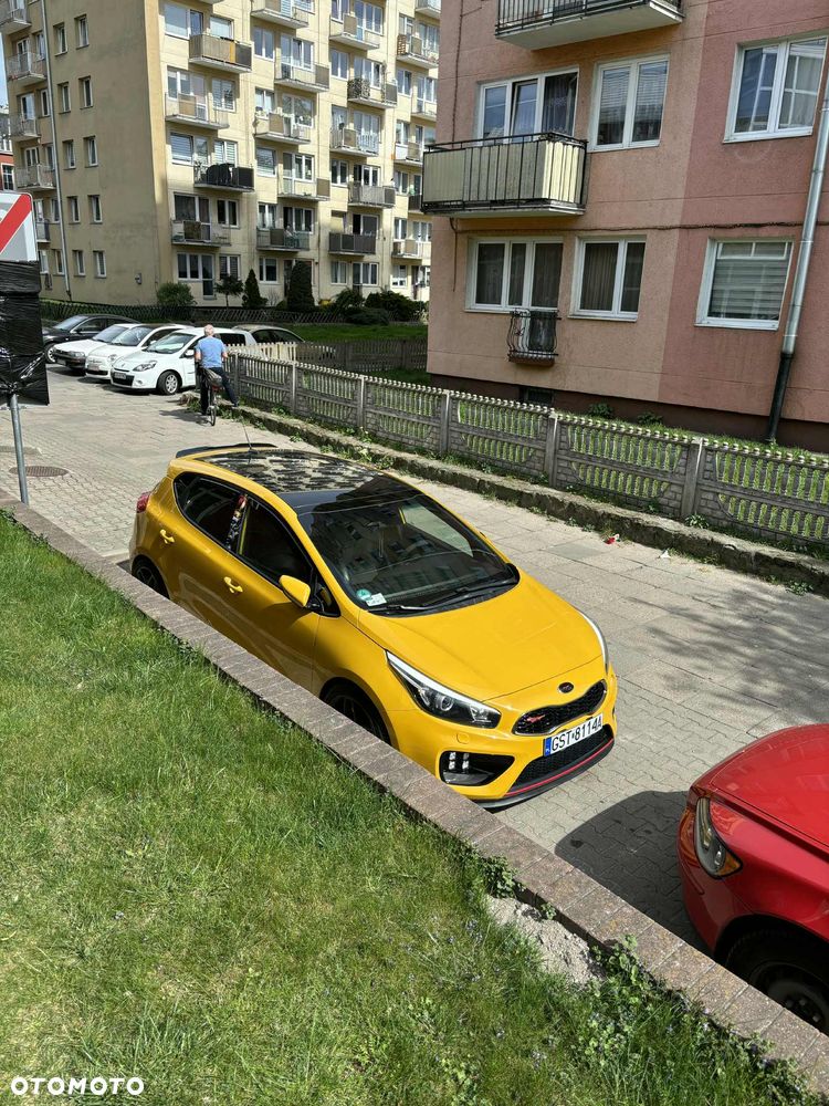 Kia Ceed 1.6 T-GDI GT - 2