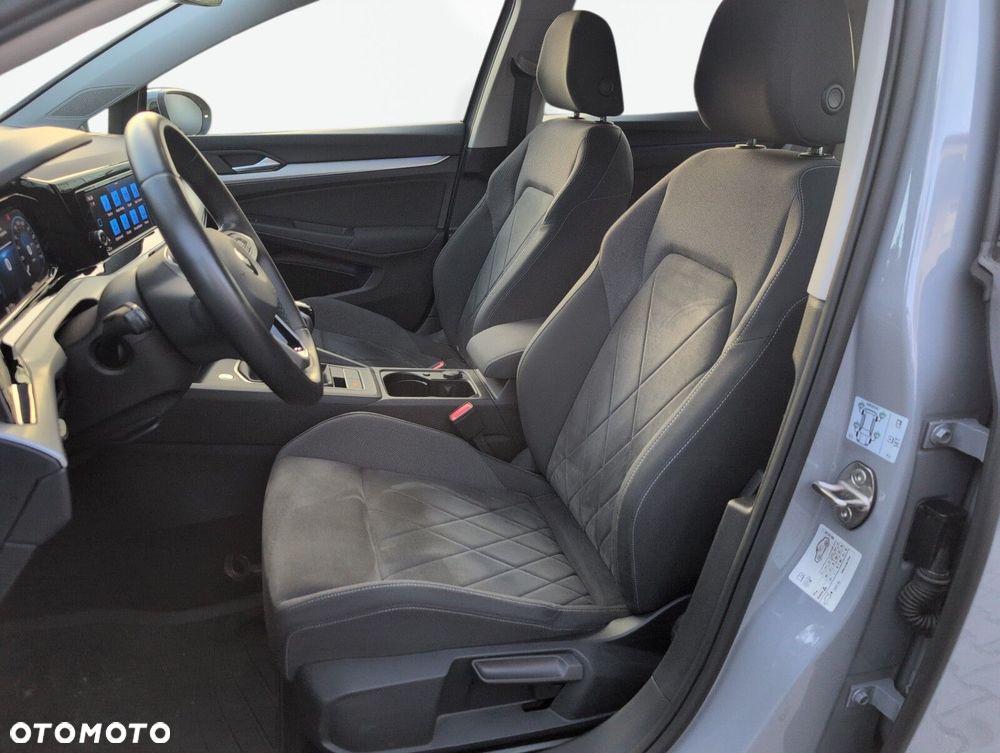 Volkswagen Golf 1.5 TSI EVO Life - 17