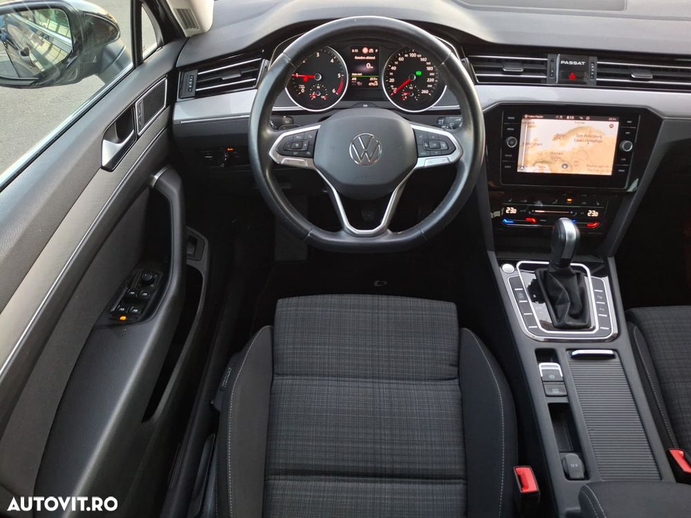 Volkswagen Passat - 15