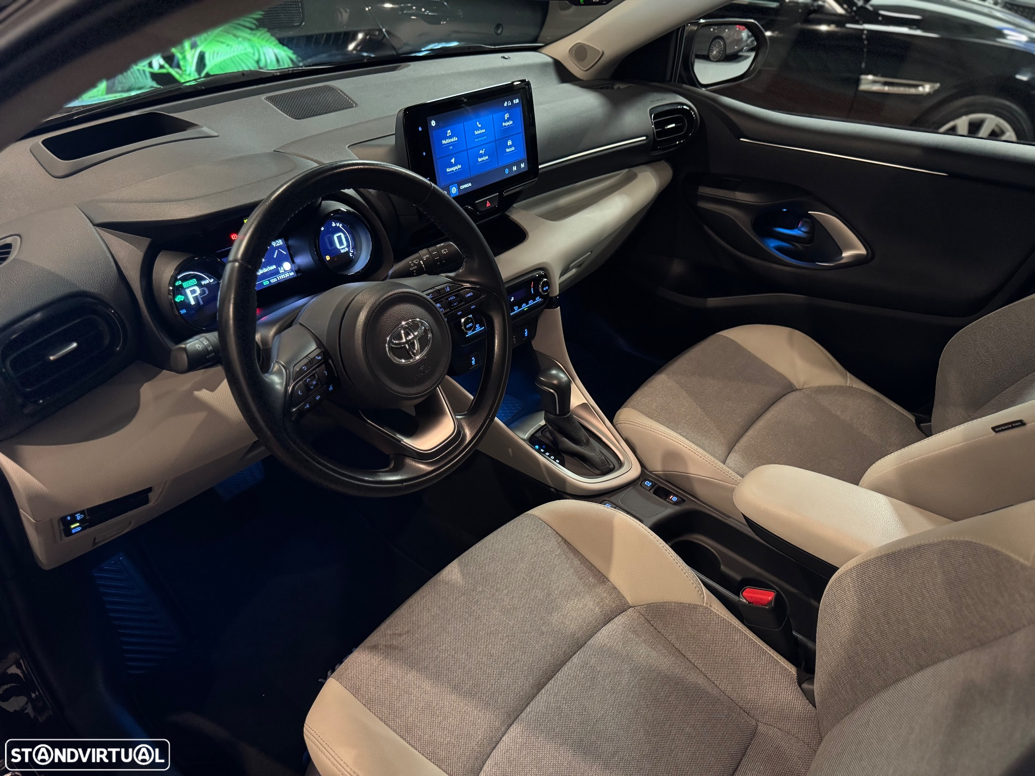 Toyota Yaris 1.5 HDF GR Sport - 8