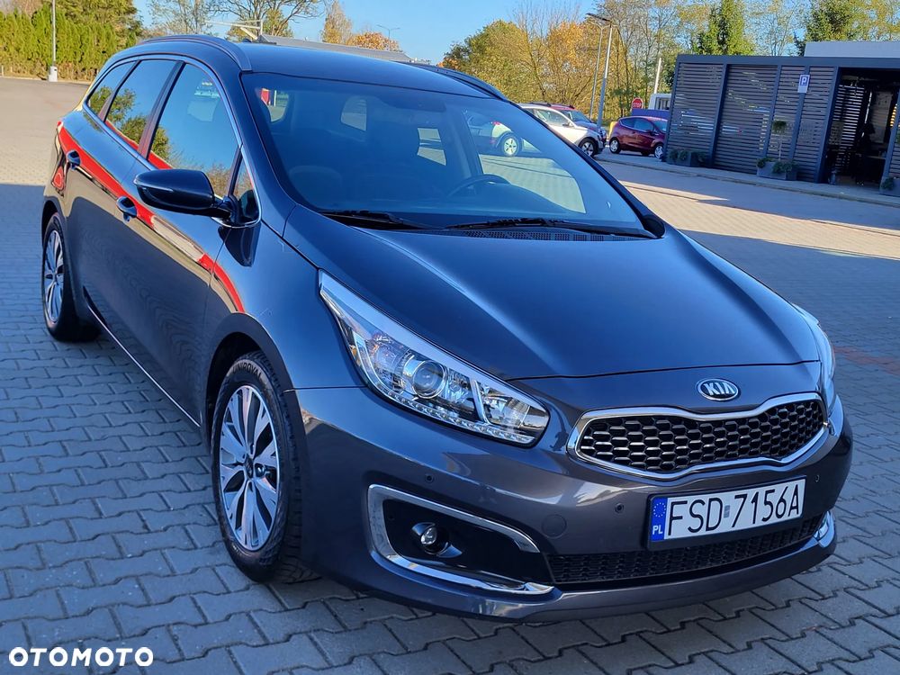 Kia Ceed 1.4 L Business Line Plus - 4