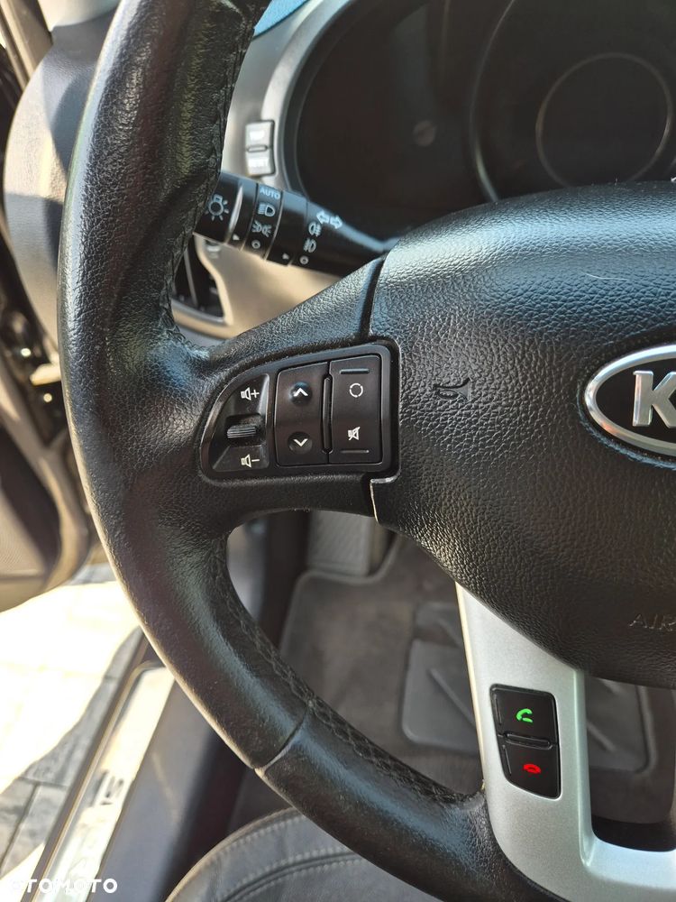 Kia Sportage 2.0 CRDI 4WD Dream-Team Edition - 39