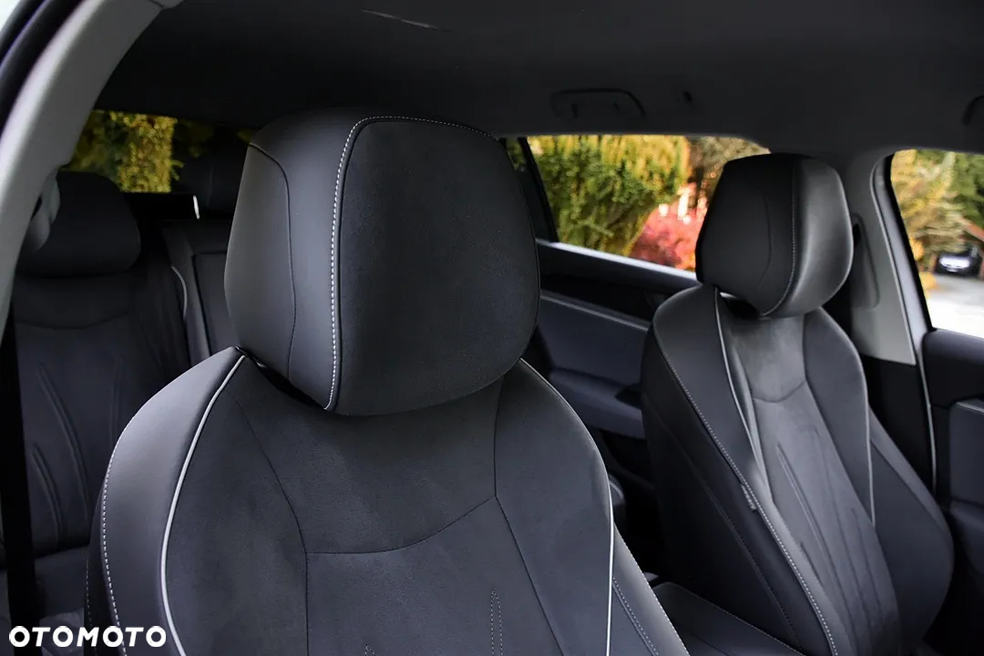 Volkswagen Passat 1.5 TSI eHybrid PHEV Elegance DSG - 24
