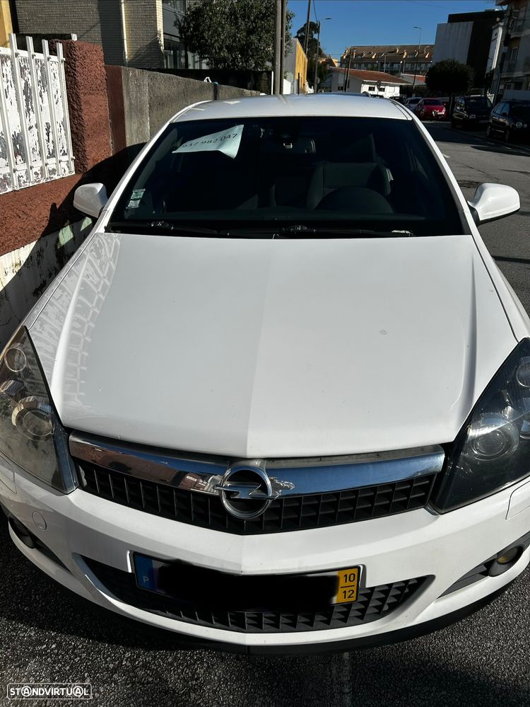 Opel Astra GTC 1.3 CDTI - 1
