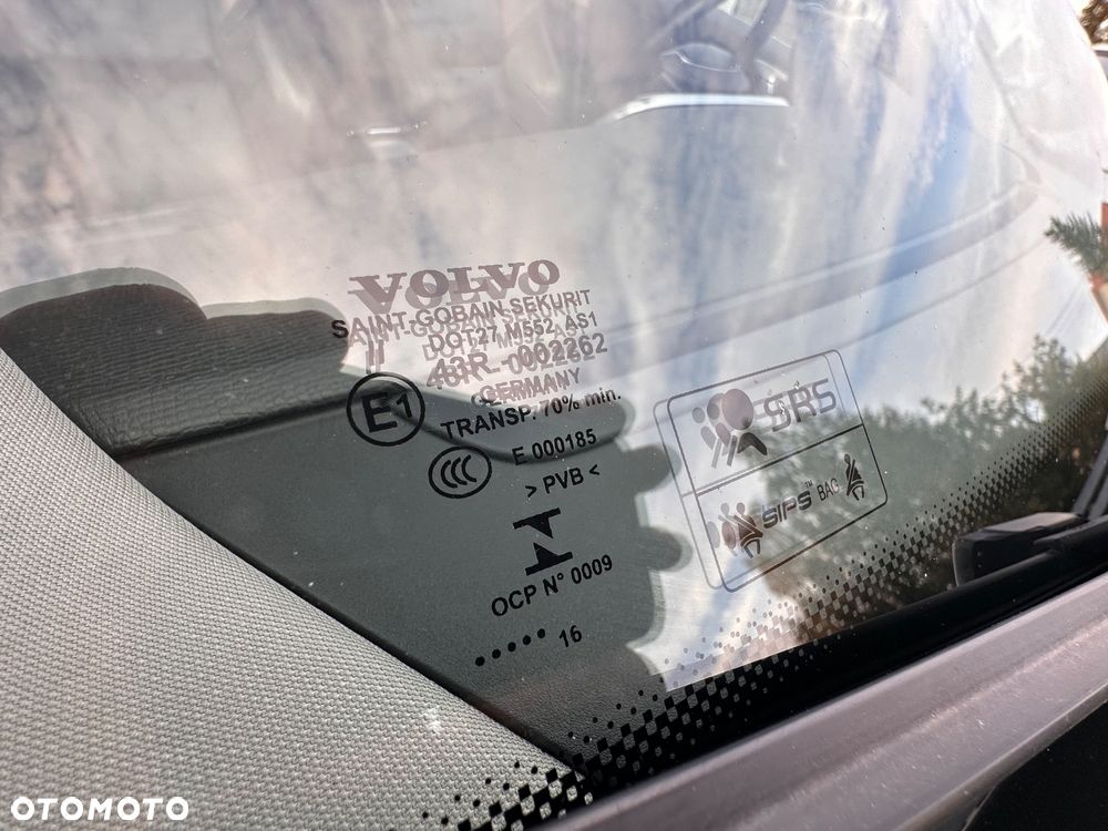 Volvo XC 60 D3 Drive-E Ocean Race - 30