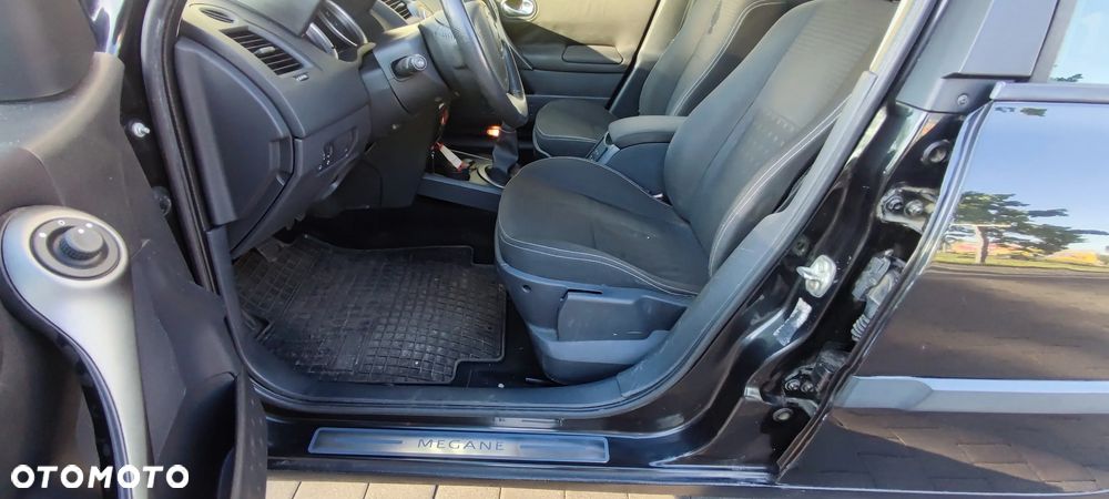Renault Megane 1.6 16V Privilege - 14