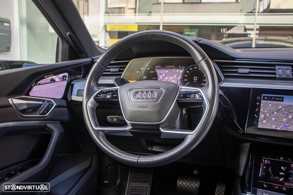 Audi e-tron 55 quattro S line - 14