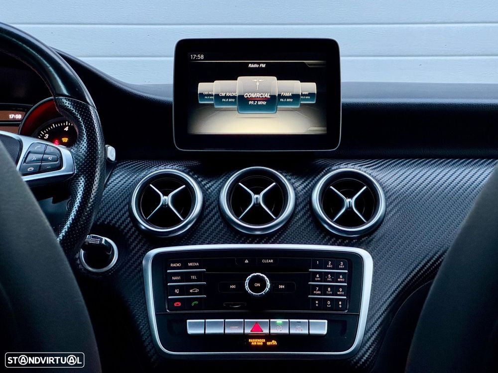 Mercedes-Benz A 180 d AMG Line Aut. - 43