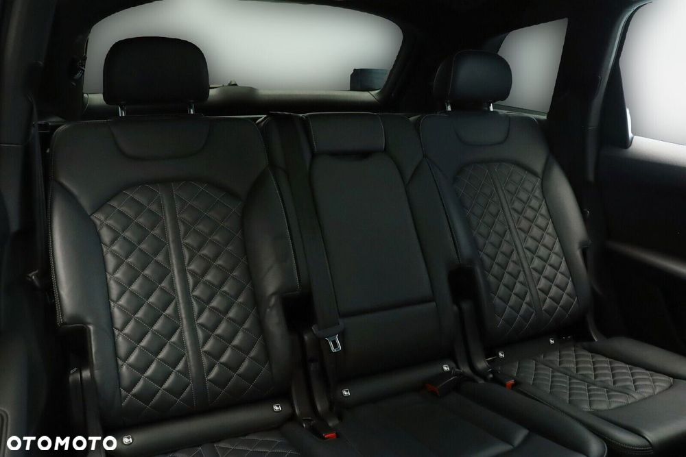 Audi Q7 - 17