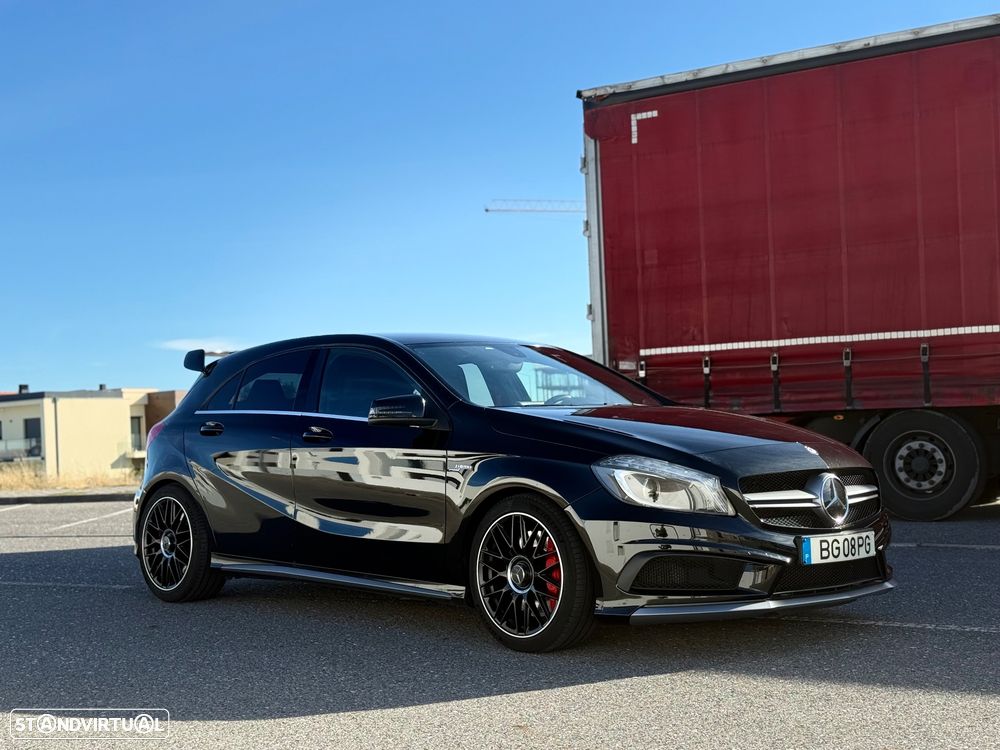 Mercedes-Benz A 45 AMG 4Matic Speedshift 7G-DCT - 4