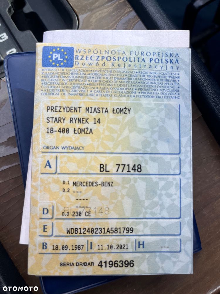 Mercedes-Benz Klasa E - 12