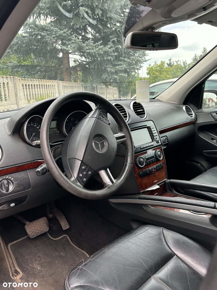 Mercedes-Benz GL 450 - 7