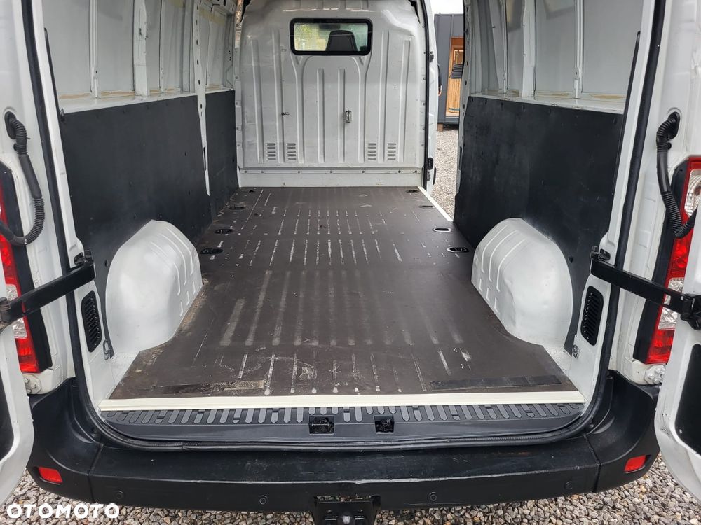 Nissan NV400 - 31