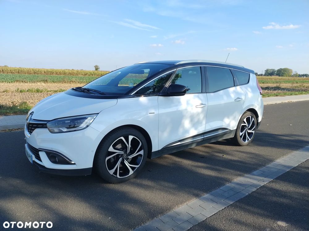 Renault Grand Scenic - 8